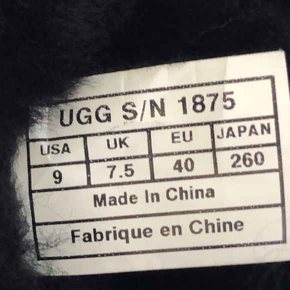 Ugg Women's Twinface Mongolian Sheepskin Cuff Boots - Picture 11 of 16